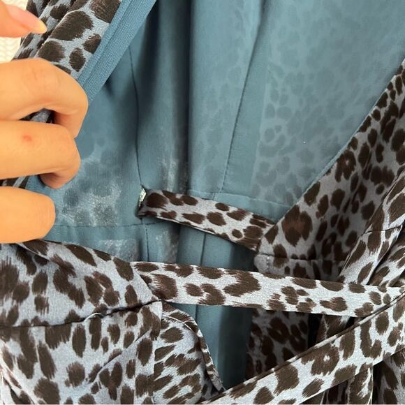 AQUA Blue Cheetah Dress - Picture 4 of 7